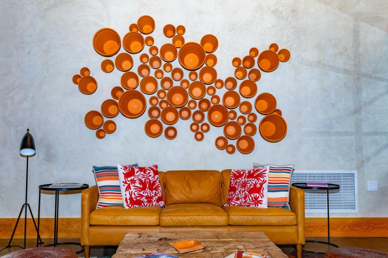 Texican Court, By Valencia Hotel Collection Ирвинг Экстерьер фото